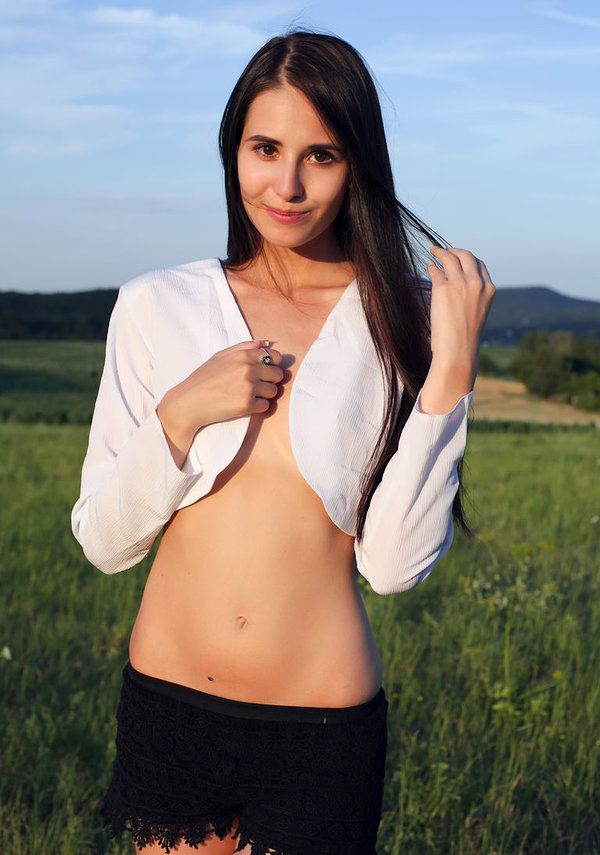Тайя, 22 года, 5 размер груди